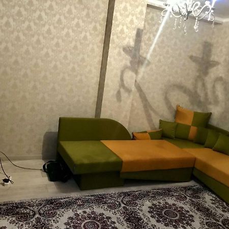 Orient Hotel Biszkek Zewnętrze zdjęcie