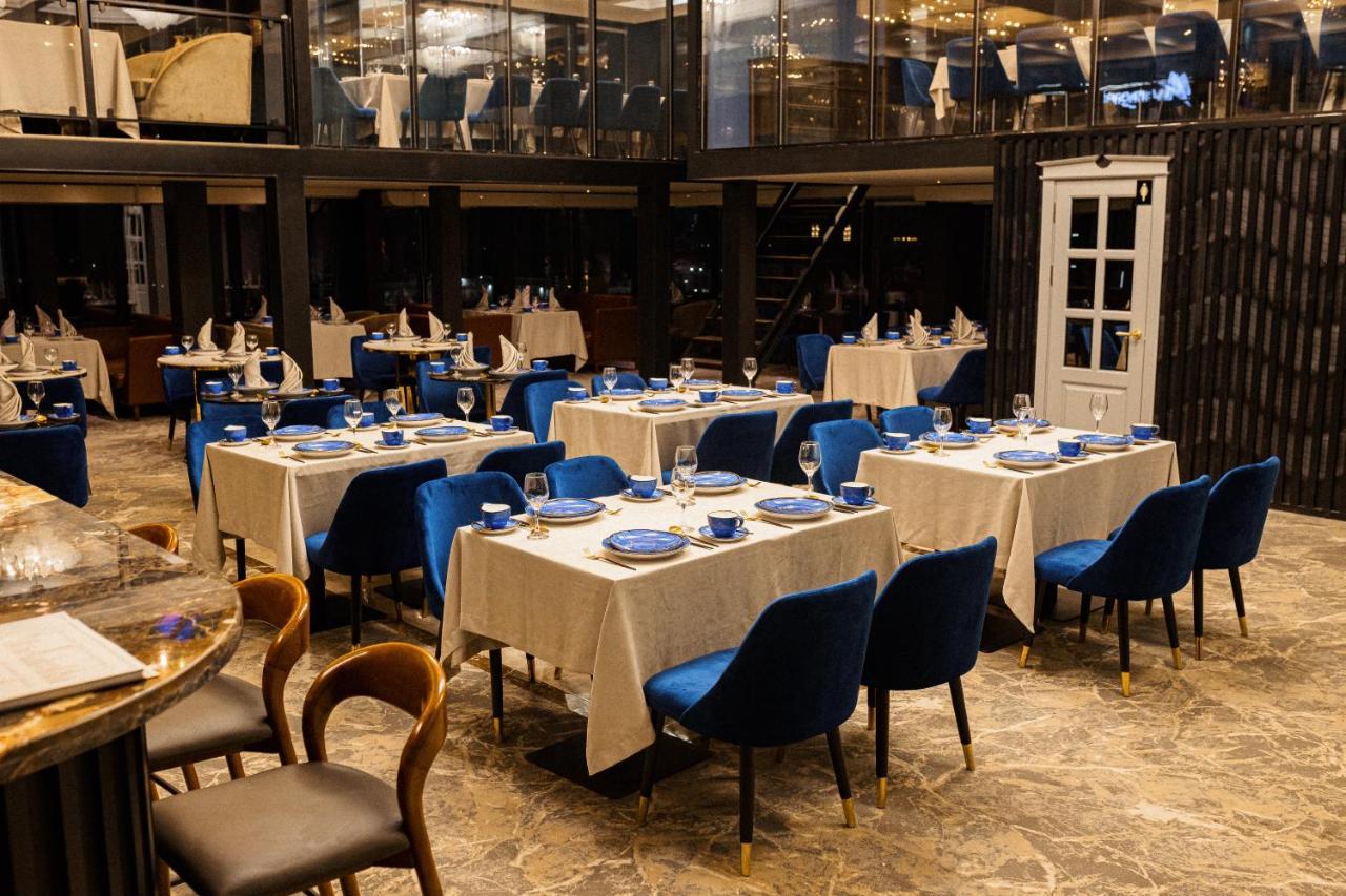 Orient Hotel Biszkek Zewnętrze zdjęcie
