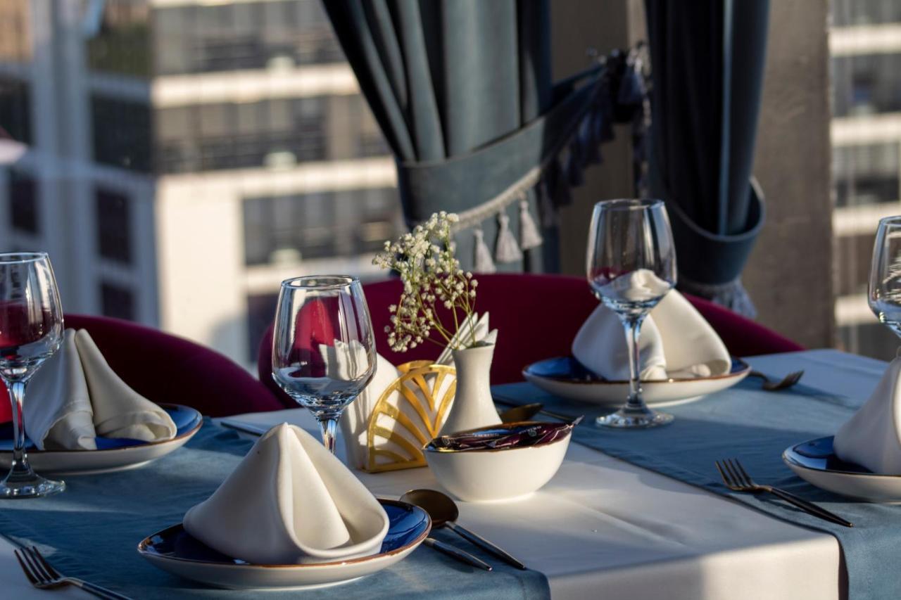 Orient Hotel Biszkek Zewnętrze zdjęcie